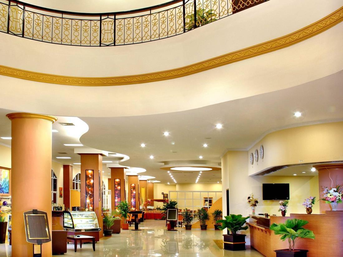 Aston Niu Manokwari Hotel & Conference Center מראה חיצוני תמונה