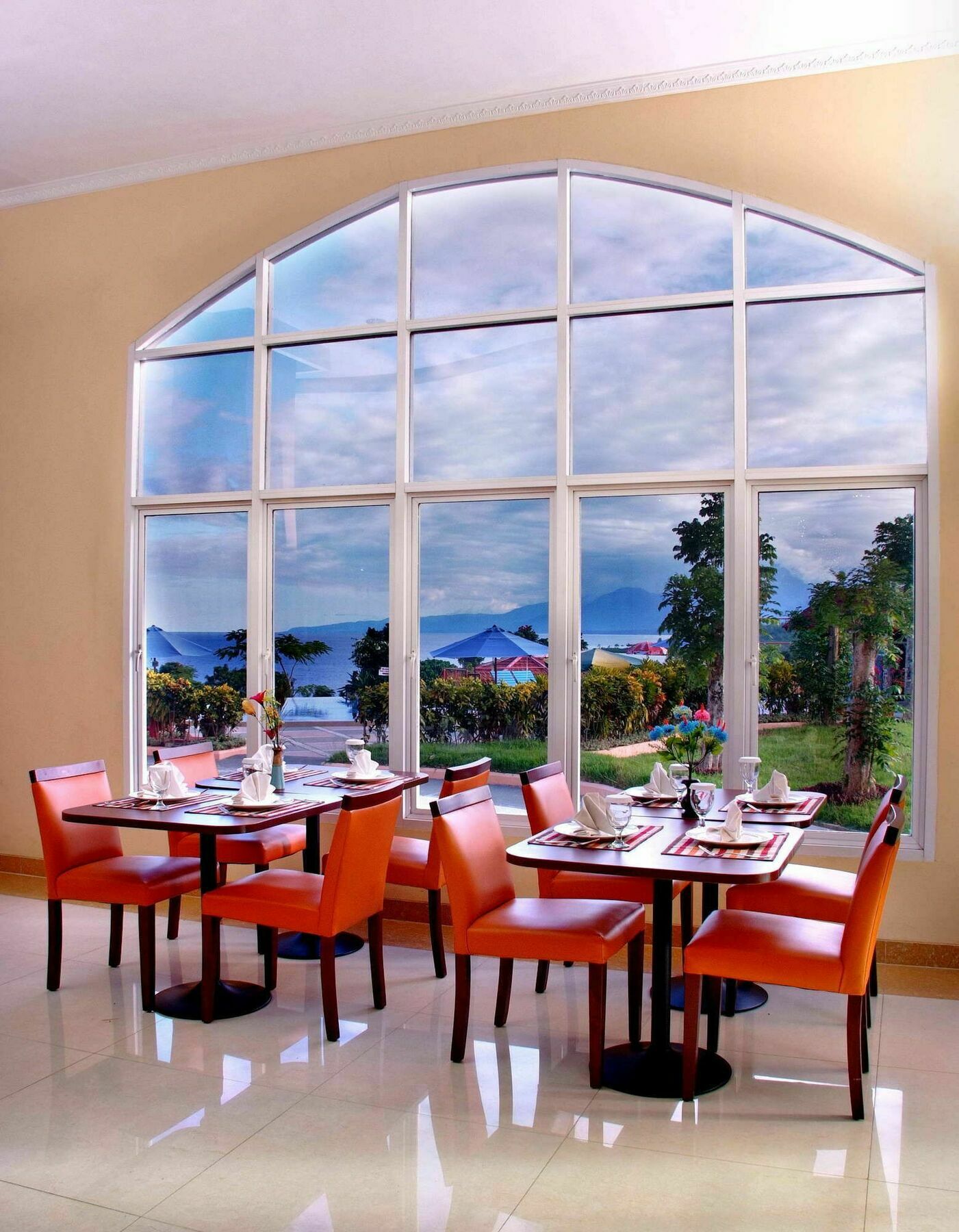 Aston Niu Manokwari Hotel & Conference Center מראה חיצוני תמונה